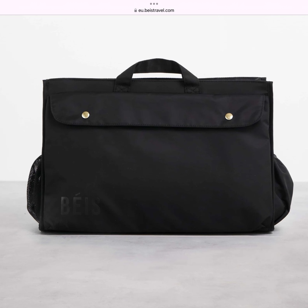NEW Beis Tote Bag Insert - currently on waitlist at store! Black